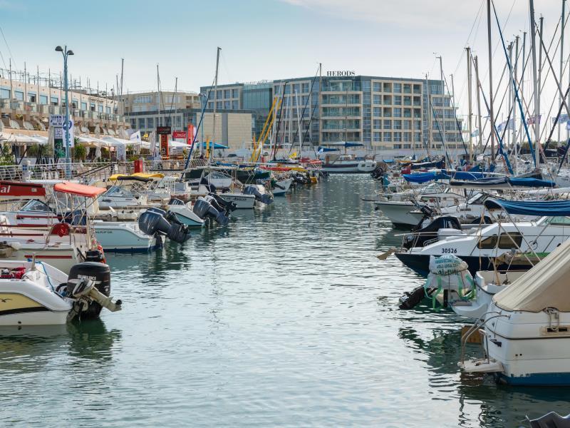 Herods Herzliya Hotel By The Beach Экстерьер фото